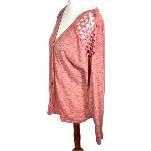 Venus Rose V Neck Crochet Lace Shoulder Button Down Cardigan Size M - Picture 2 of 6